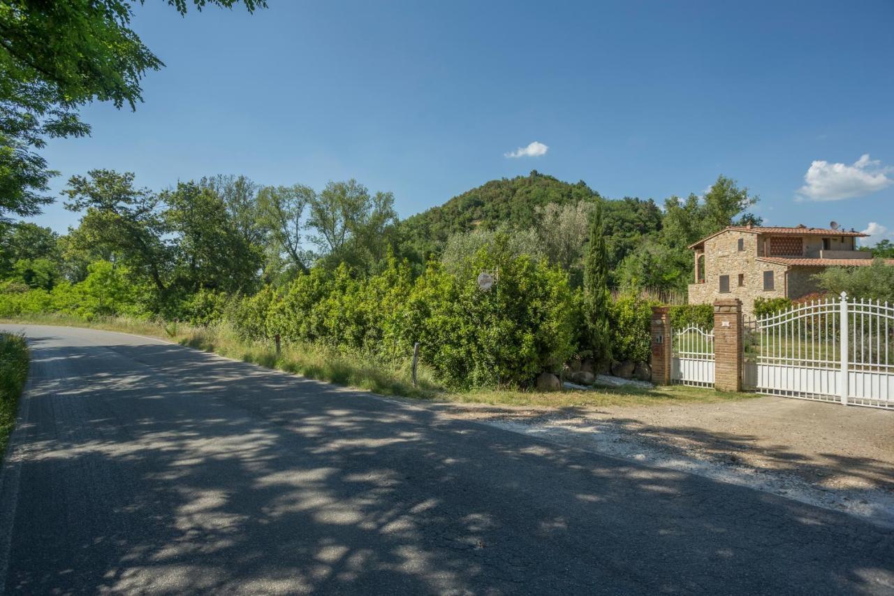 Borgo Da Vinci Guest House Volterra Exterior photo