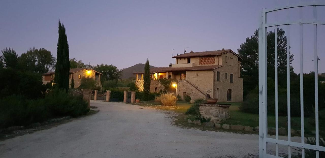 Borgo Da Vinci Guest House Volterra Exterior photo